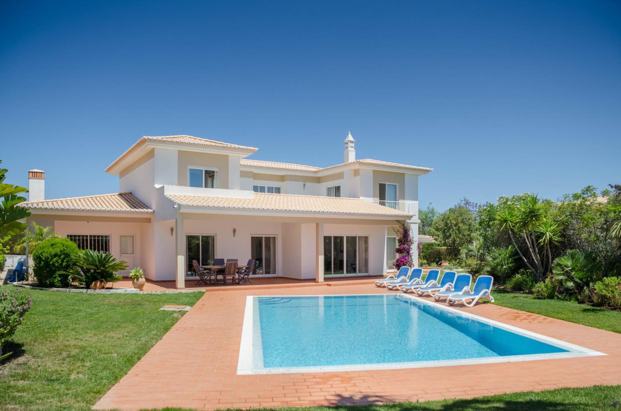 Montanha: Luxury Coastal Retreat With Pool, Near Da *